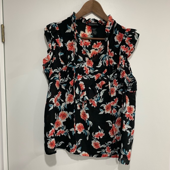 Rose & Thyme floral blouse - Picture 2 of 9